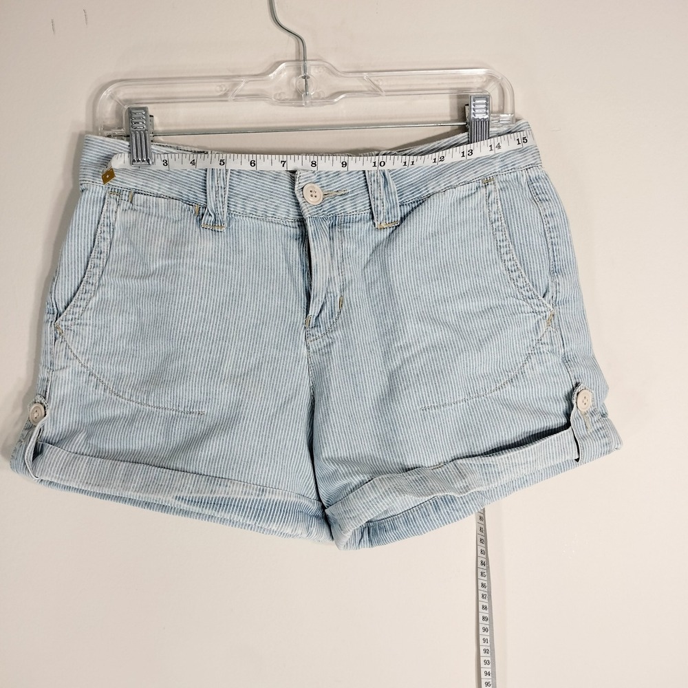 Lucky Brand Blue Seersucker Shorts; Striped Cuffed Cotton Size 4/27